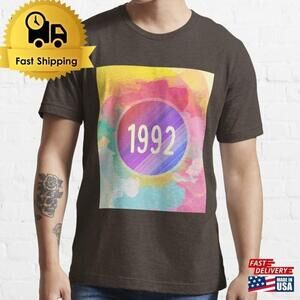 1992 Vintage Year Retro Aesthetic Graphic Unisex T-Shirt